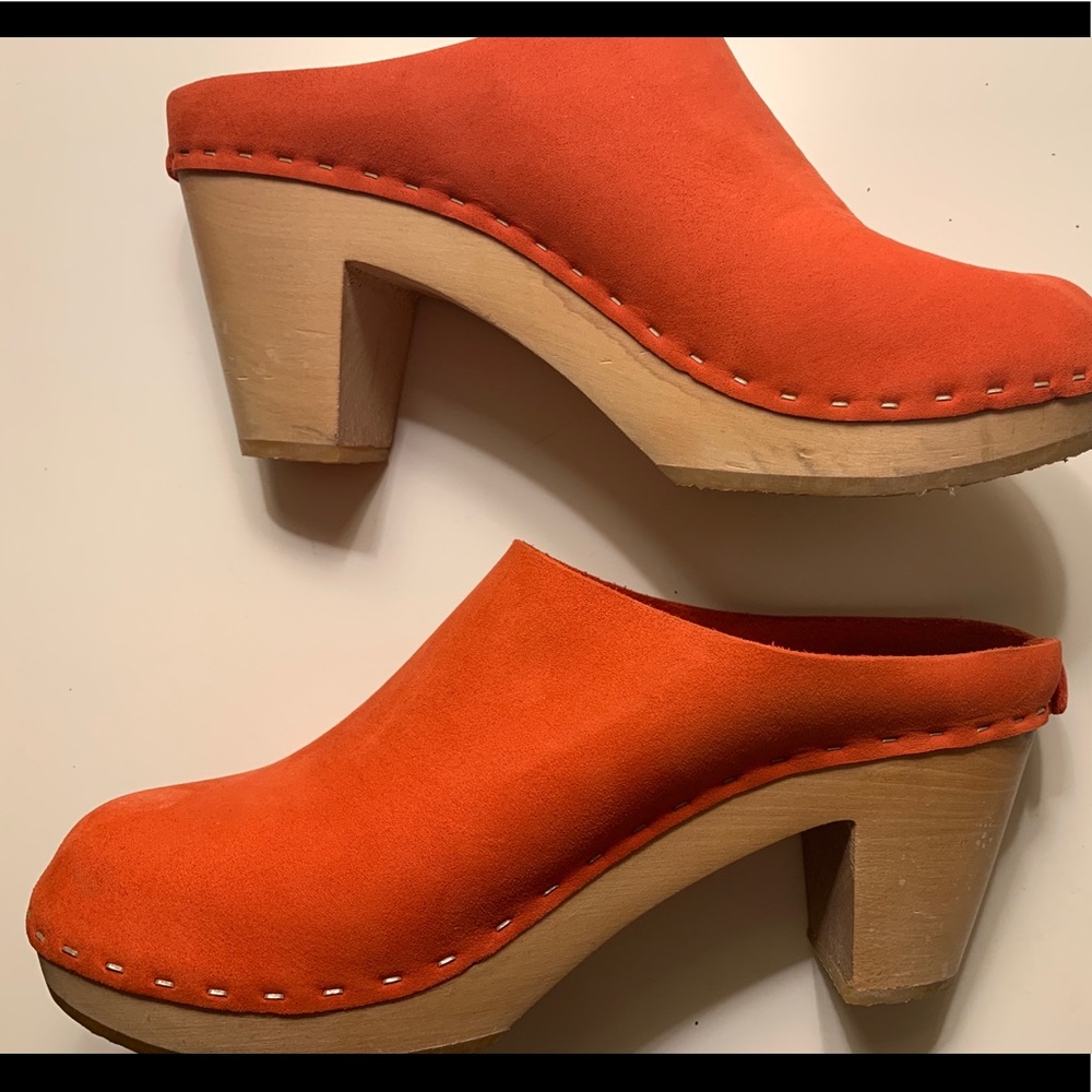 Bryr Chloe clogs, Tomato red. Size 39 = 9.5